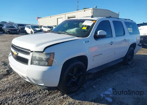 2013 Chevrolet Suburban 1500 Lt из США, поврежденный, VIN 1GNSKJE7XDR230233